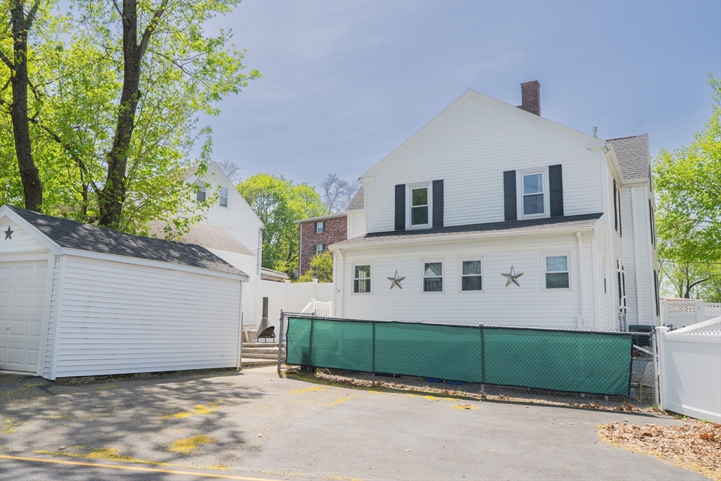 35 Neponset St