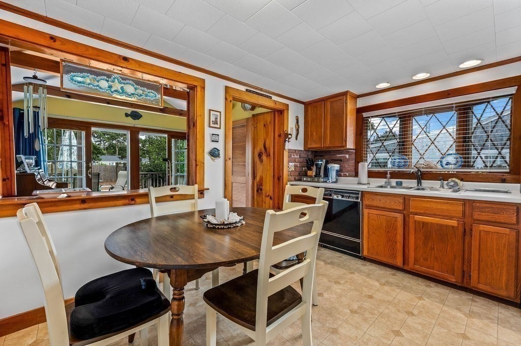 16 Lawrence Rd, Dennis, MA, 16 Lawrence Rd, Dennis, MA Photo #13