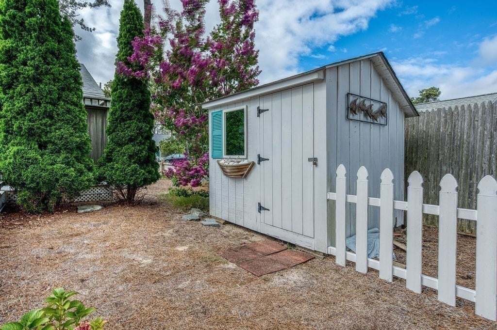 16 Lawrence Rd, Dennis, MA, 16 Lawrence Rd, Dennis, MA Photo #26