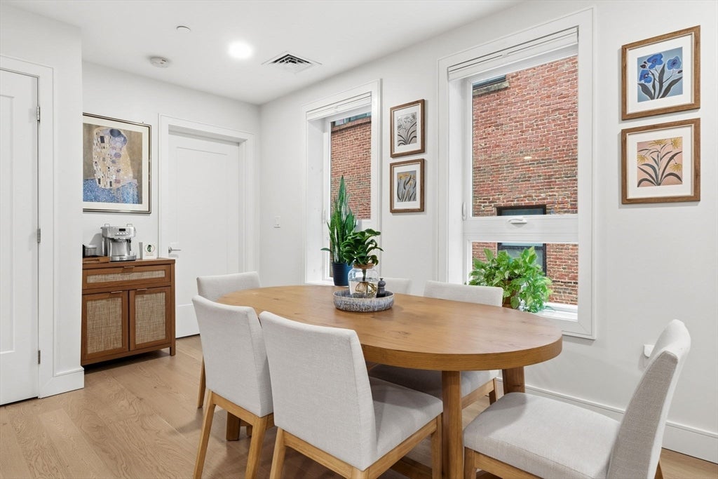 301 Border St #302, Boston, MA, 301 Border St #302, Boston, MA Photo #13