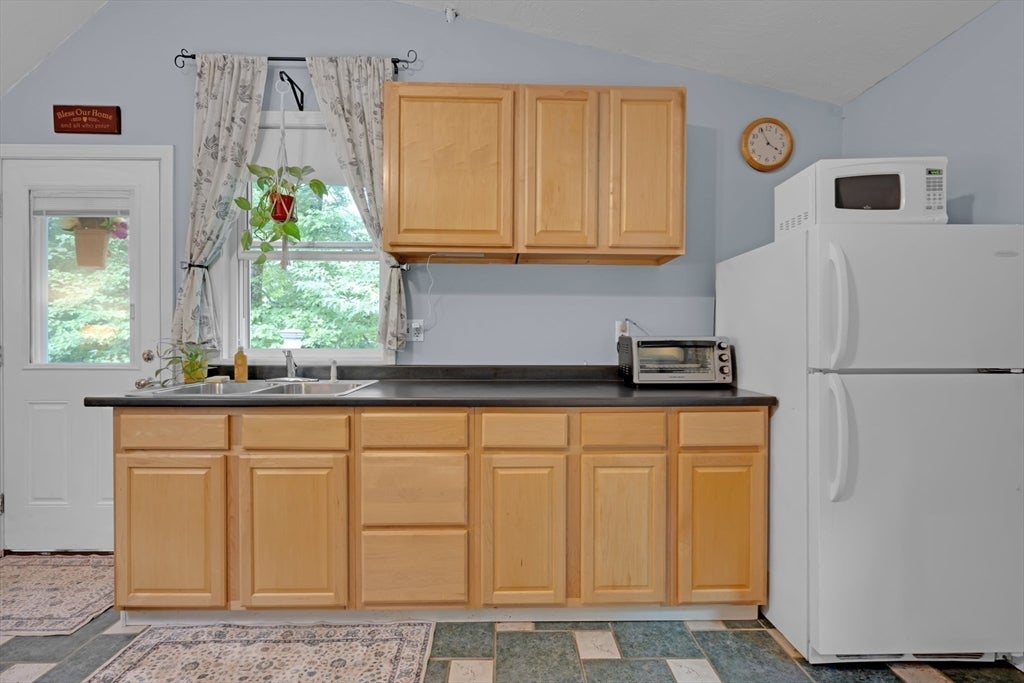27 Redwood Dr, Princeton, MA, 27 Redwood Dr, Princeton, MA Photo #31