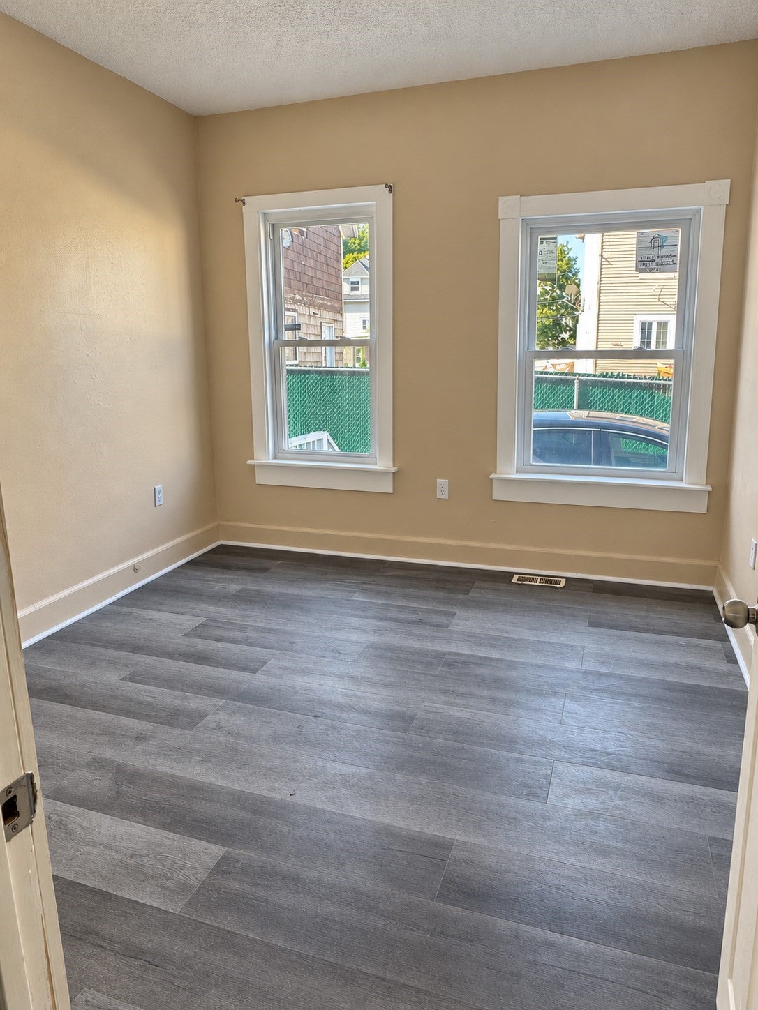 10 Wilkins Pl, Brockton, MA, 10 Wilkins Pl, Brockton, MA Photo #10