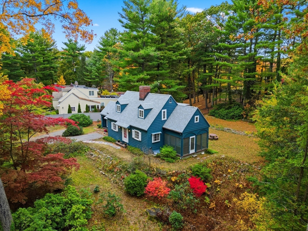 82 Hillcrest Parkway