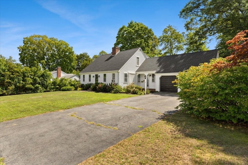 14 Whitehill St, Taunton, MA Photo #2