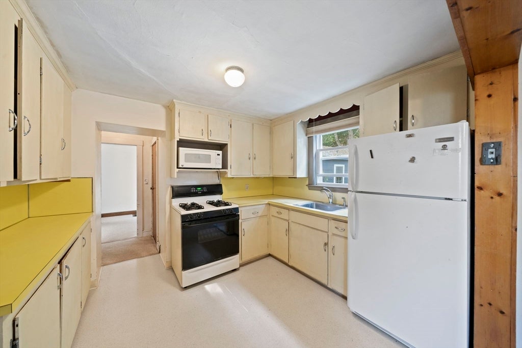 16 Alachua Rd, Weymouth, MA Photo #5