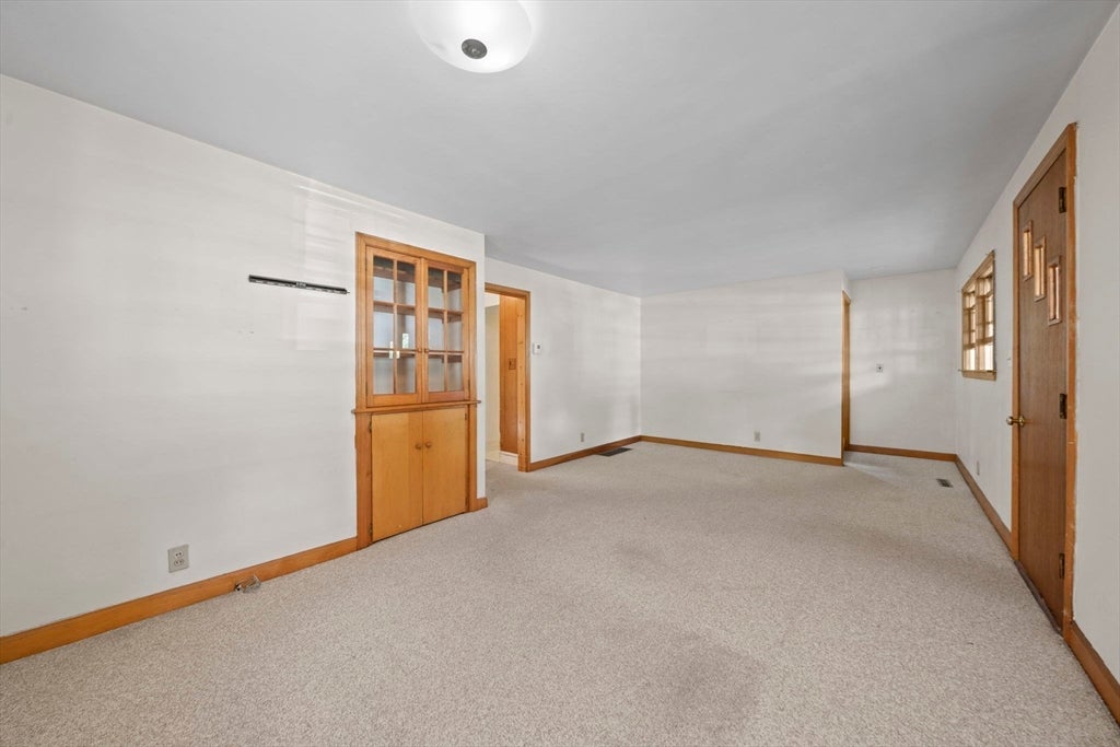 16 Alachua Rd, Weymouth, MA Photo #8