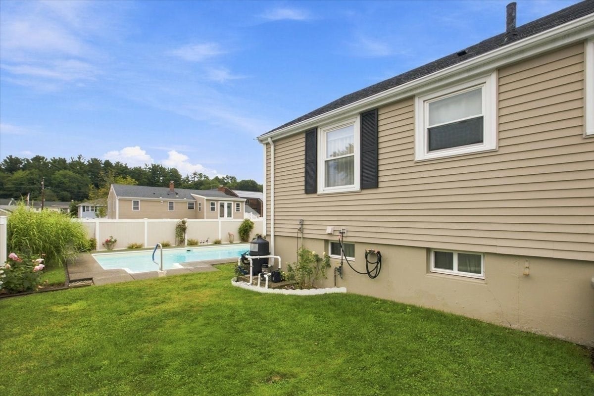 29 Garfield Ave, Beverly, MA, 29 Garfield Ave, Beverly, MA Photo #34