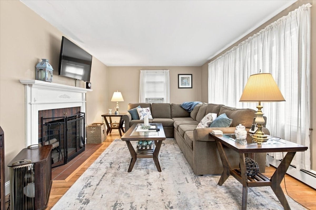 29 Garfield Ave, Beverly, MA, 29 Garfield Ave, Beverly, MA Photo #7