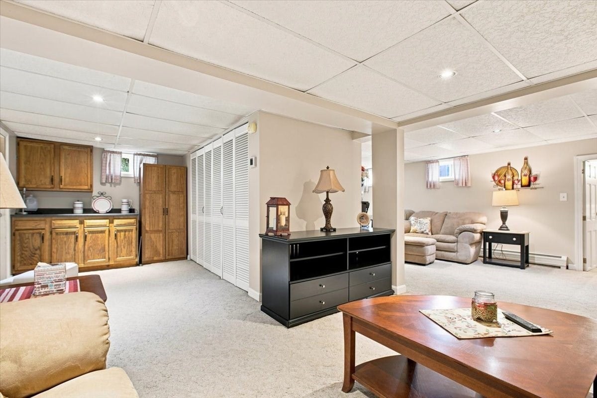 29 Garfield Ave, Beverly, MA, 29 Garfield Ave, Beverly, MA Photo #27