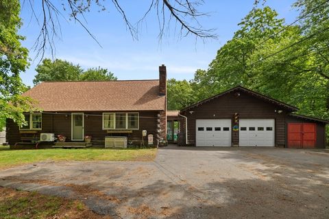 Photo of 4A Fletcher St, Plainville, MA 02762 (MLS # 73526804)