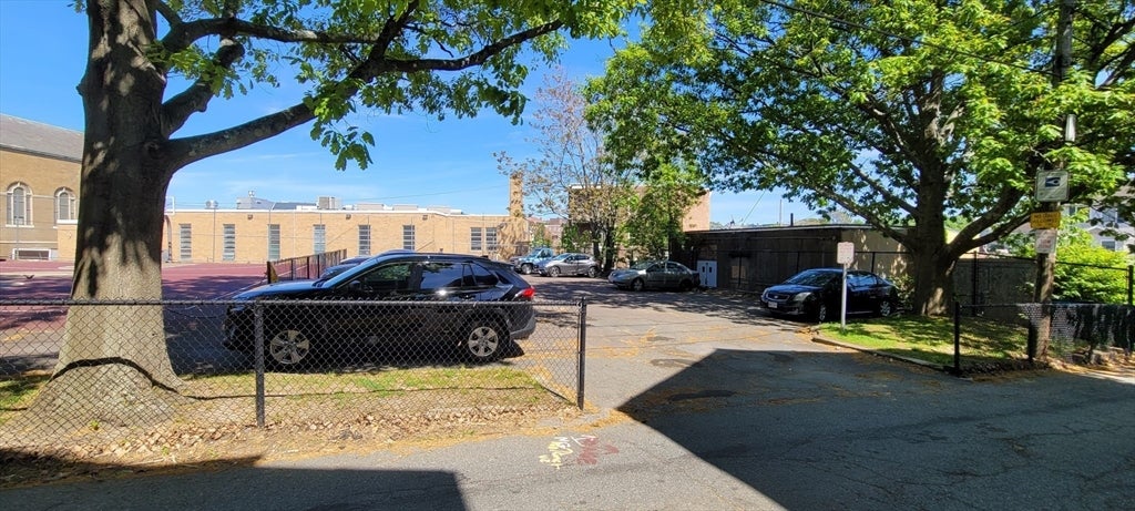 10 Pratt St #1, Salem, MA Photo #26