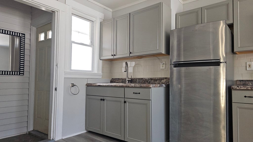 10 Pratt St #1, Salem, MA Photo #5