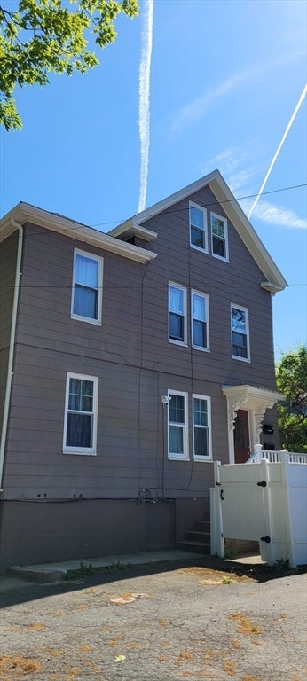 10 Pratt St #1, Salem, MA Photo #23