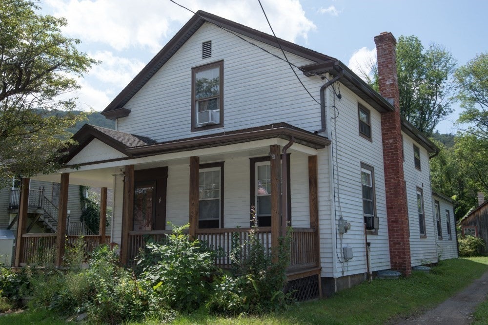 11 Maple St, Chester, MA Photo #41