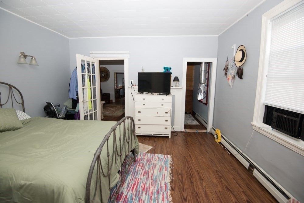 11 Maple St, Chester, MA Photo #11