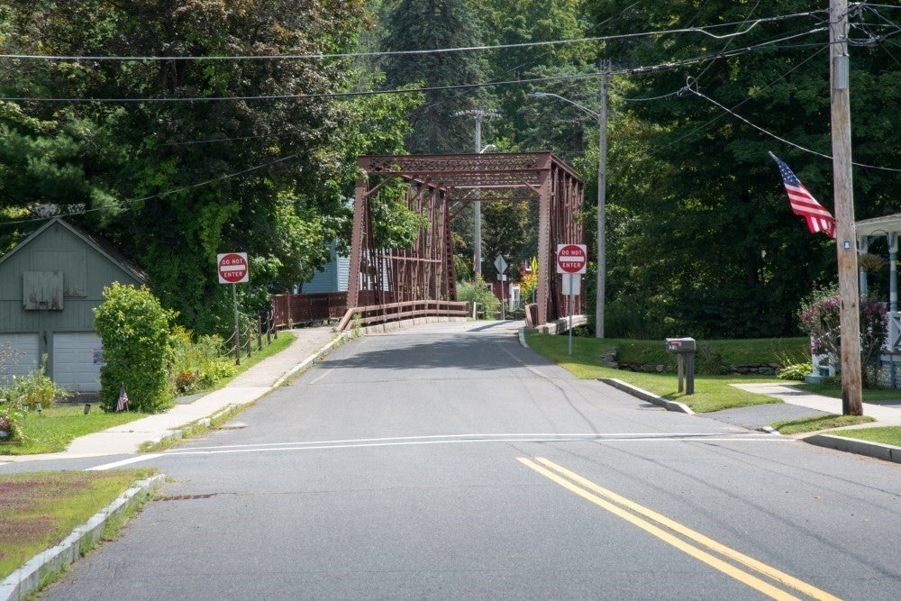 11 Maple St, Chester, MA Photo #31