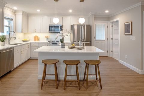 15 Mickelson Lane 15 Bedford MA 01730