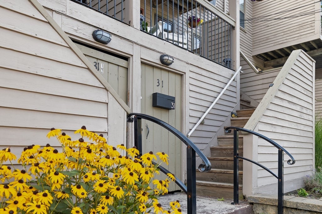 31 Merrimac St #31, Amesbury, MA, 31 Merrimac St #31, Amesbury, MA Photo #32
