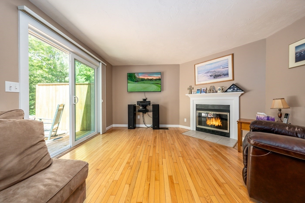 46 Southpoint Dr 46