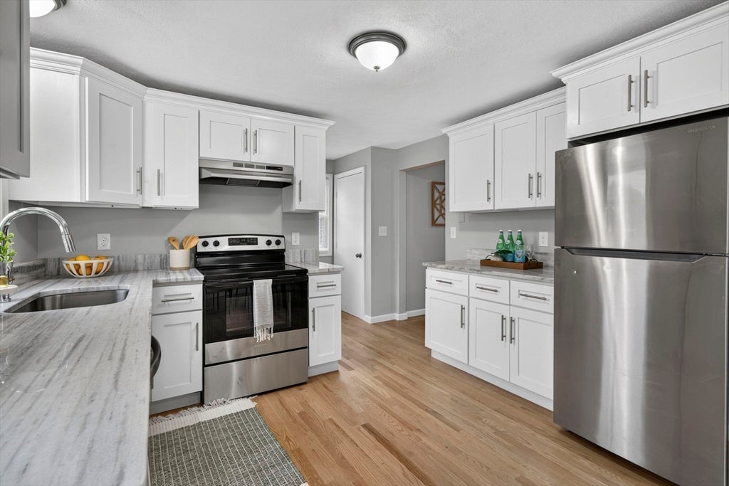3 Nealley St, Billerica, MA, 3 Nealley St, Billerica, MA Photo #8