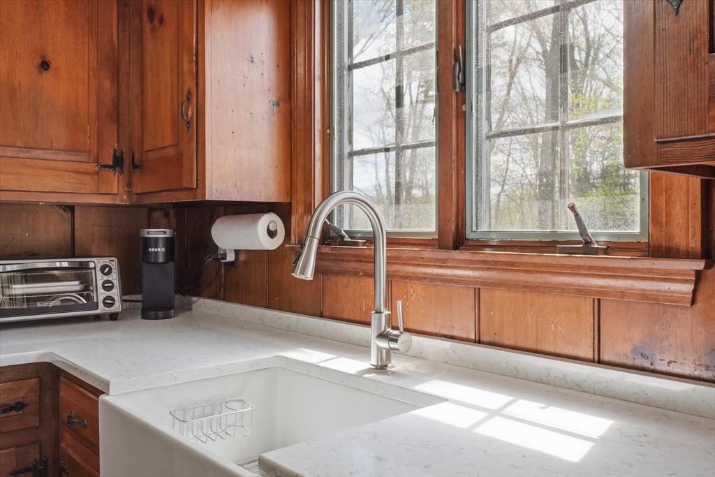 10 Lenway Rd, Newbury, MA Photo #7