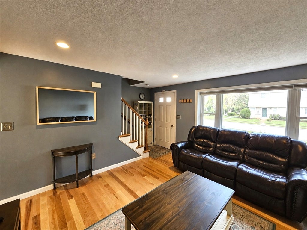 154 Bear Hill Rd #1203, Cumberland, RI, 154 Bear Hill Rd #1203, Cumberland, RI Photo #4