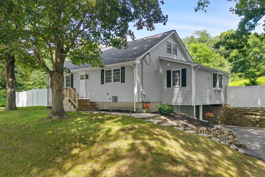 11 Mendon Road, Northbridge, MA, 11 Mendon Road, Northbridge, MA Photo #1