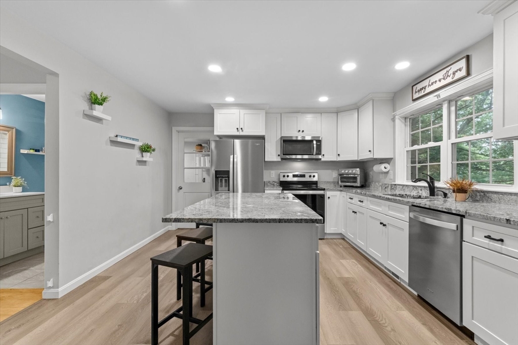 11 Mendon Road, Northbridge, MA, 11 Mendon Road, Northbridge, MA Photo #4