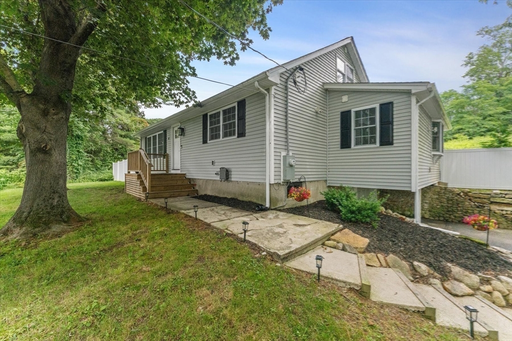 11 Mendon Road, Northbridge, MA, 11 Mendon Road, Northbridge, MA Photo #32