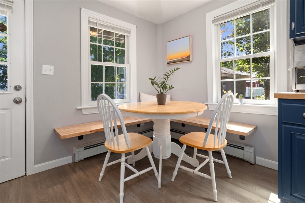 Danvers, Massachusetts 01923, United States, 2 Bedrooms Bedrooms, ,1 BathroomBathrooms,Residential,Active,168640