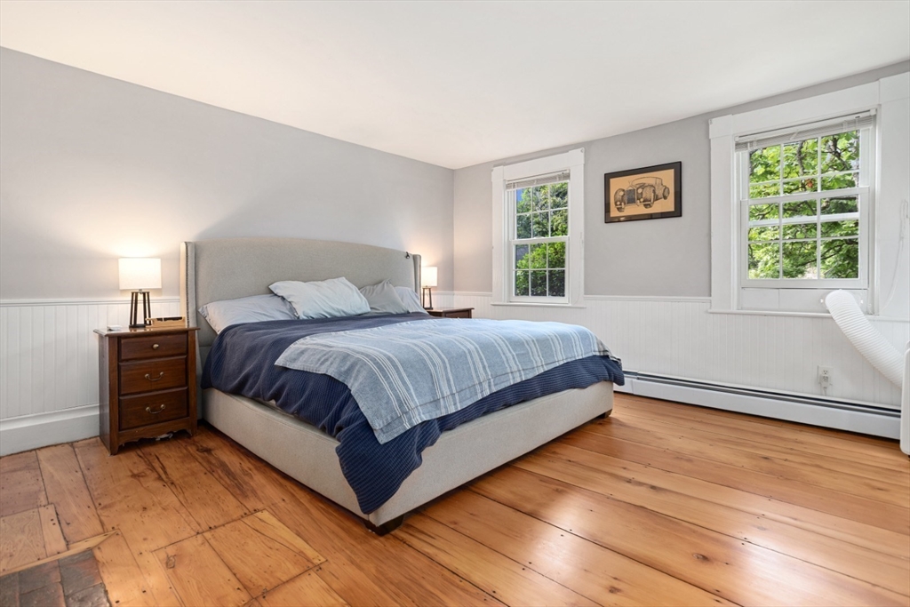 Danvers, Massachusetts 01923, United States, 2 Bedrooms Bedrooms, ,1 BathroomBathrooms,Residential,Active,168640