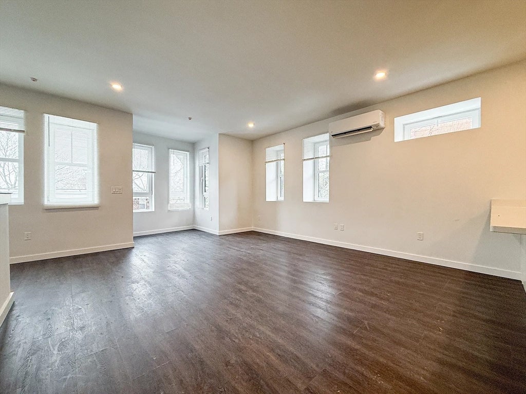 71 Perrin Street #2, Boston, MA Photo #4