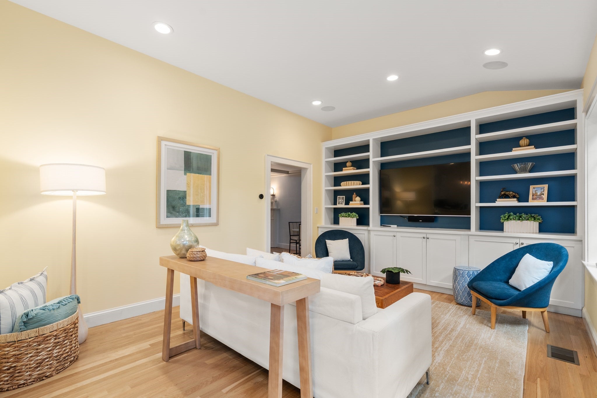 12 Kilburn Rd, Belmont, MA Photo #14