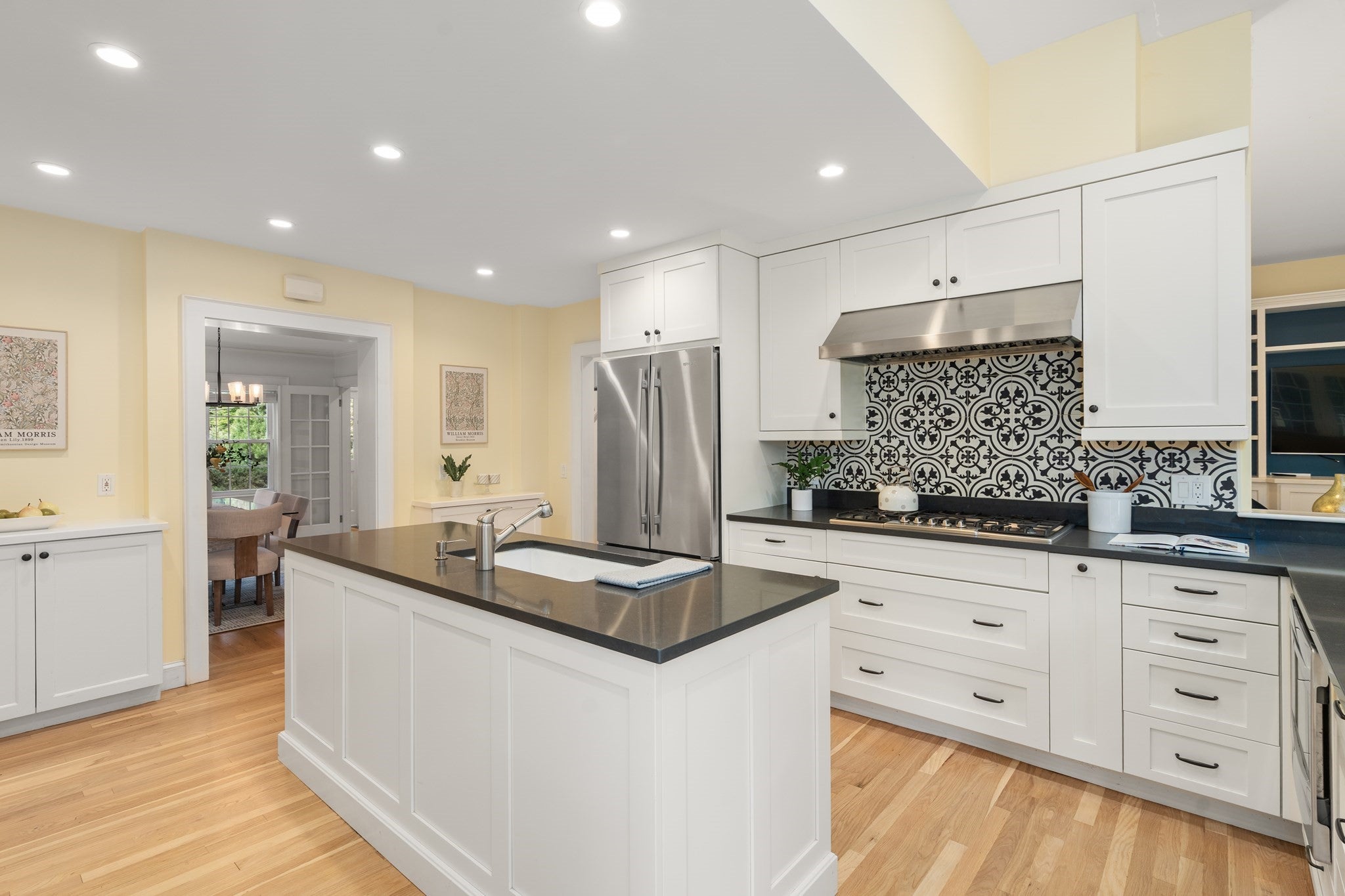 12 Kilburn Rd, Belmont, MA Photo #10