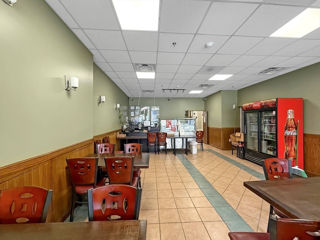 521 Main St
