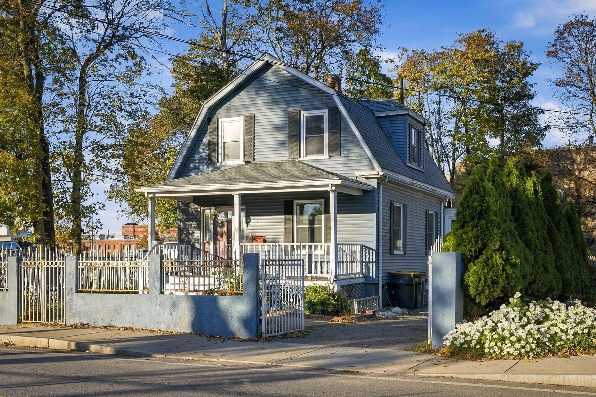 40 Beaver St