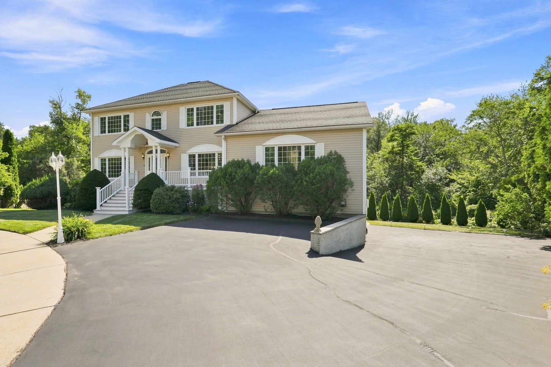 9 Sullivan Cir, Stoneham, MA, 9 Sullivan Cir, Stoneham, MA Photo #3