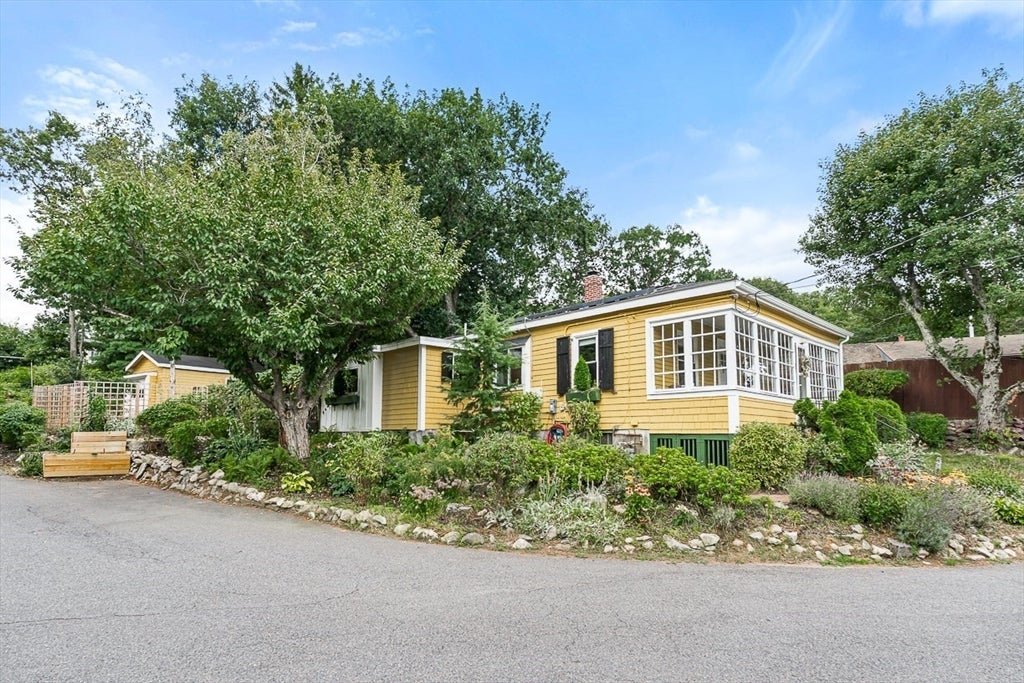 87 Great Woods Rd