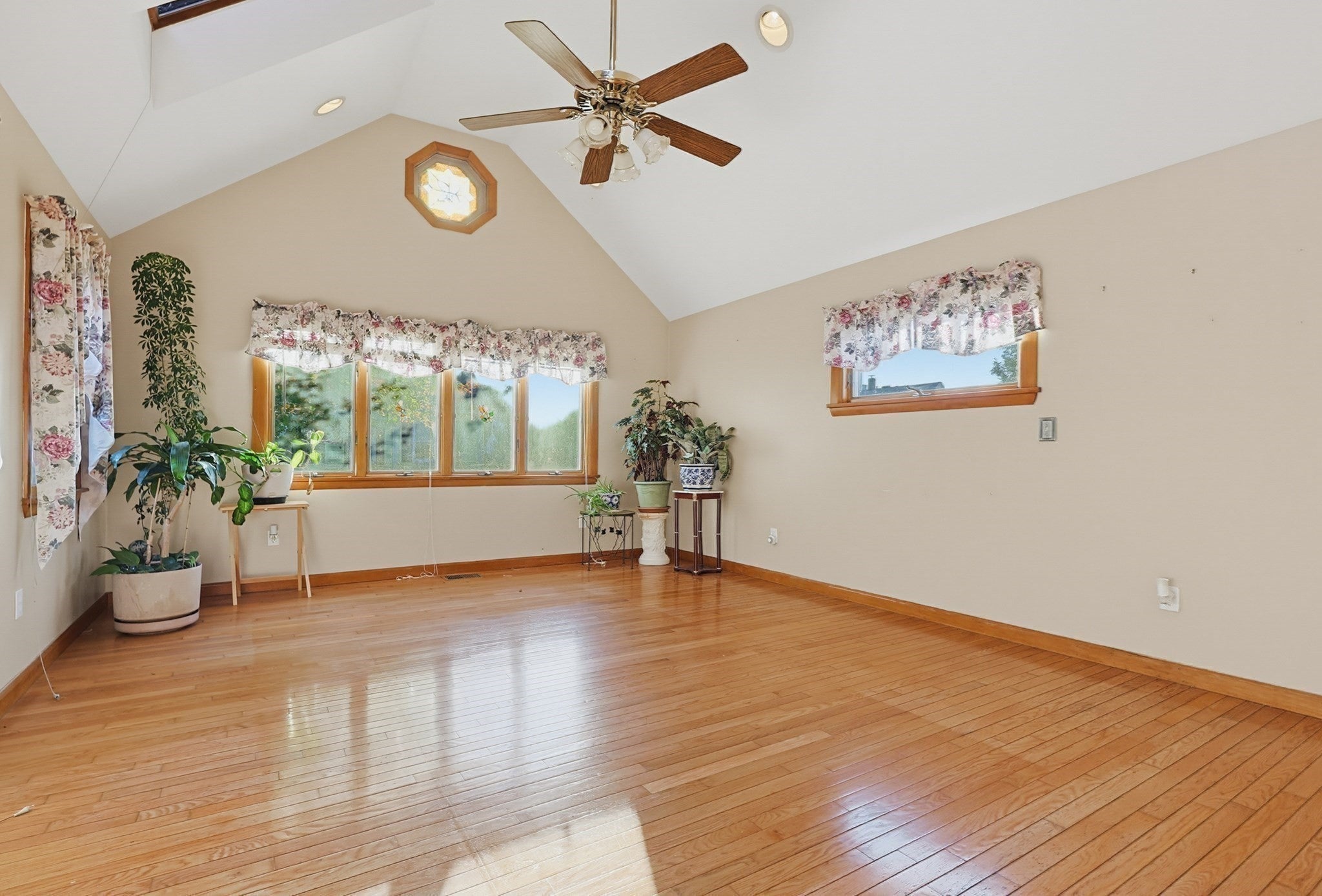 35 Matthies St, Beverly, MA, 35 Matthies St, Beverly, MA Photo #11