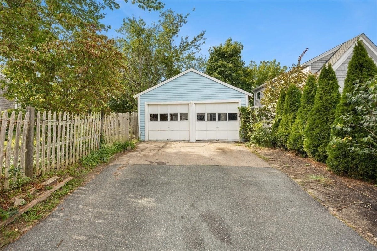 28 Mayflower St, Plymouth, MA, 28 Mayflower St, Plymouth, MA Photo #23
