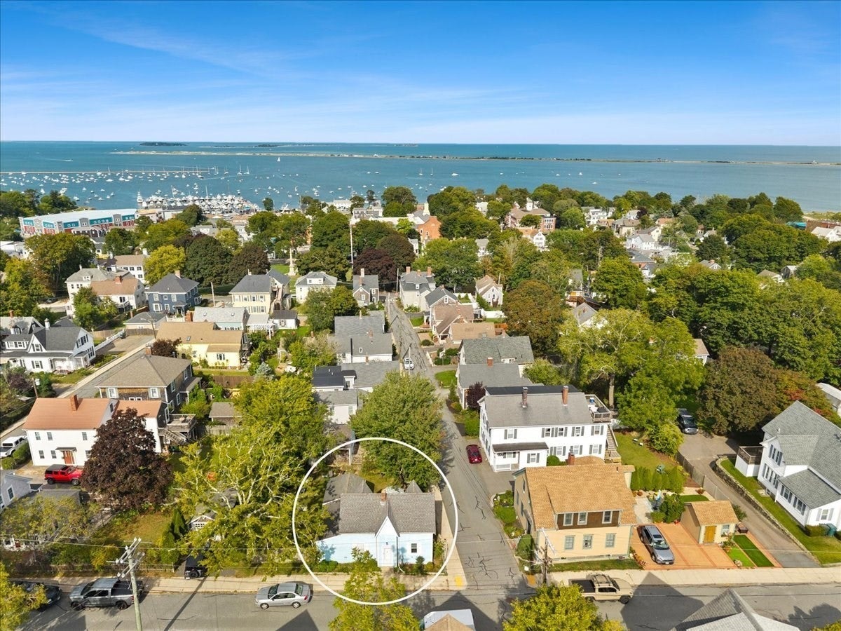 28 Mayflower St, Plymouth, MA, 28 Mayflower St, Plymouth, MA Photo #3