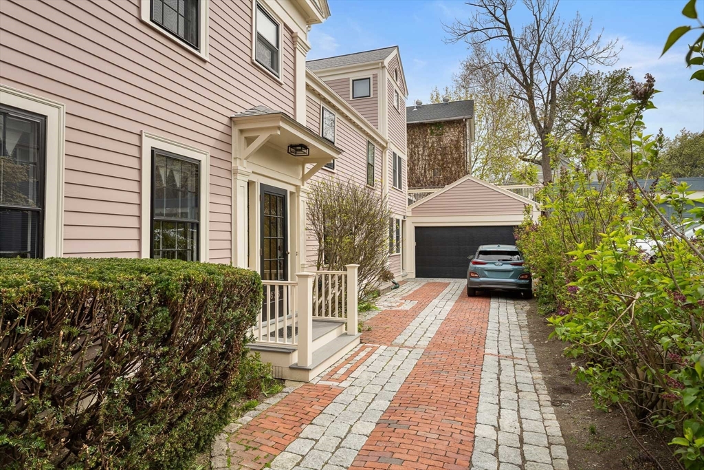 636 Green Street #636, Cambridge, MA Photo #21