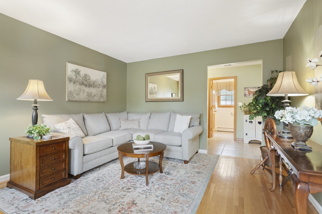 15 Little Tree Rd, Medway, MA, 15 Little Tree Rd, Medway, MA Photo #4