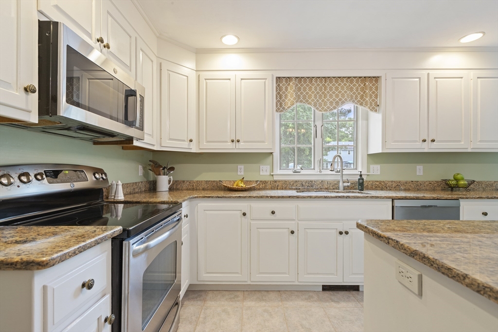 15 Little Tree Rd, Medway, MA, 15 Little Tree Rd, Medway, MA Photo #11