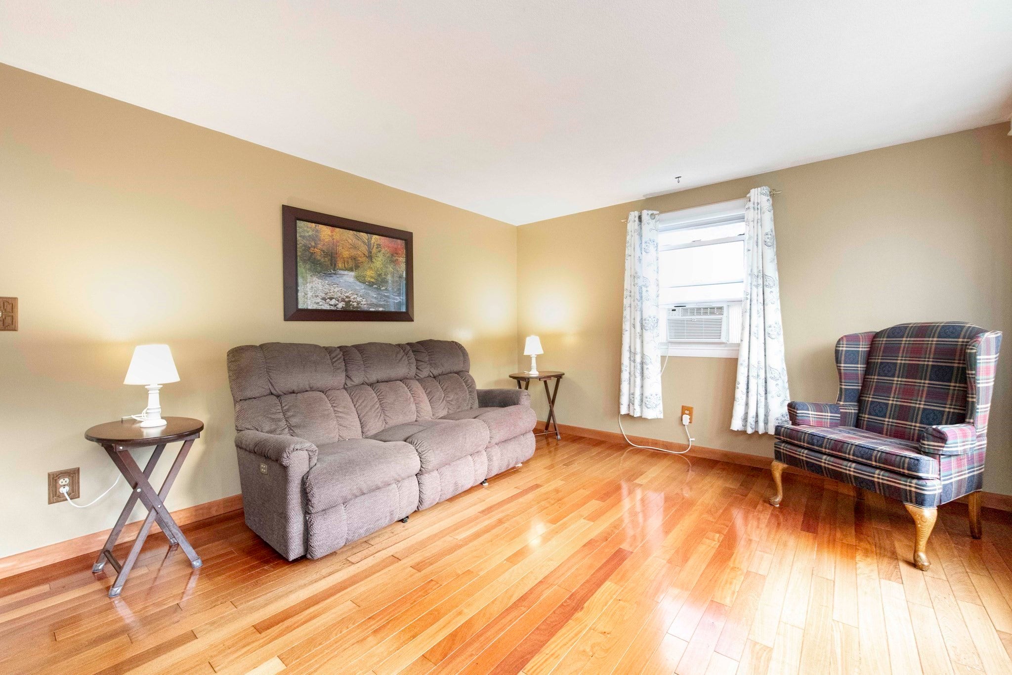 283 Harriet LN, Cumberland, RI, 283 Harriet LN, Cumberland, RI Photo #9