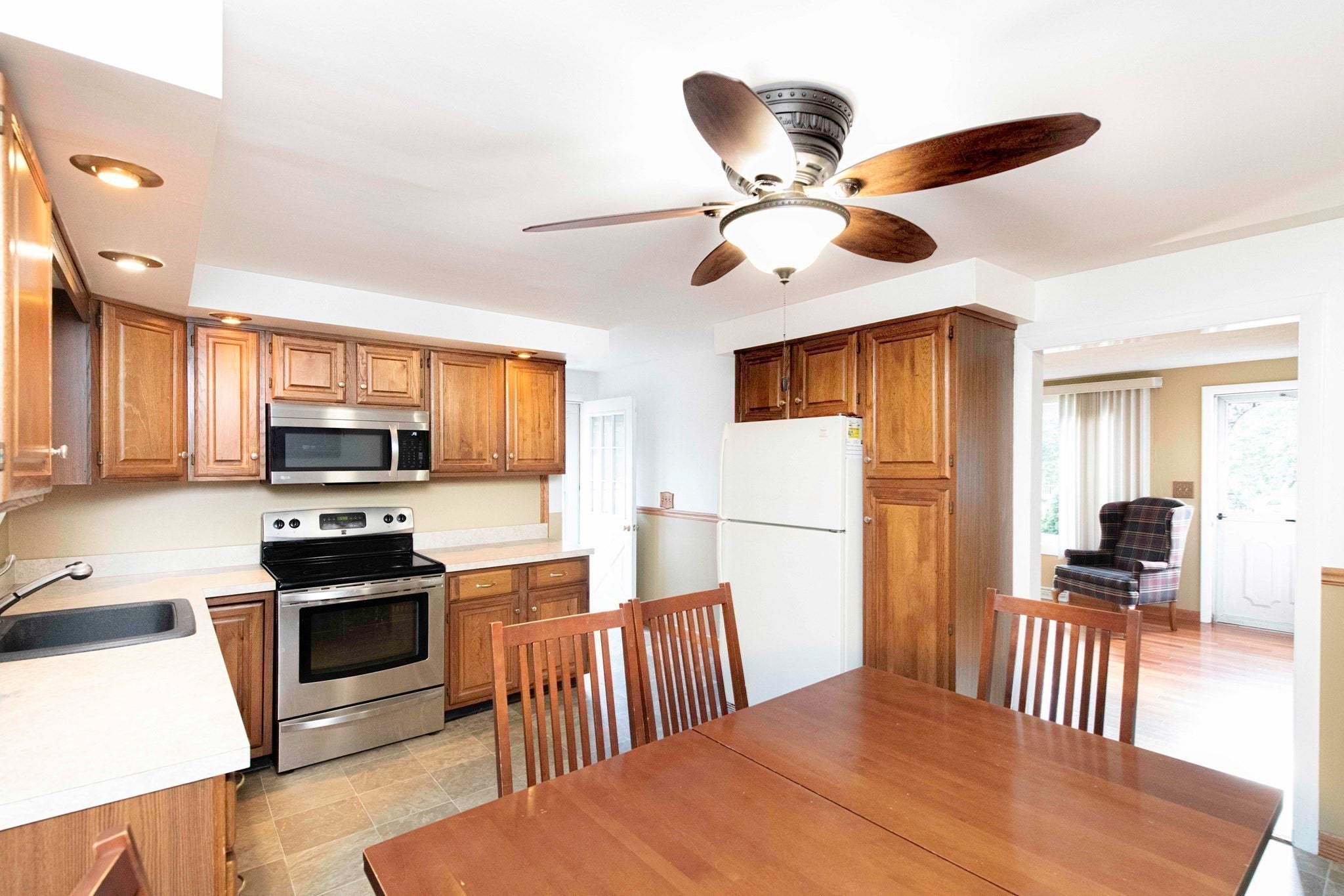 283 Harriet LN, Cumberland, RI, 283 Harriet LN, Cumberland, RI Photo #11