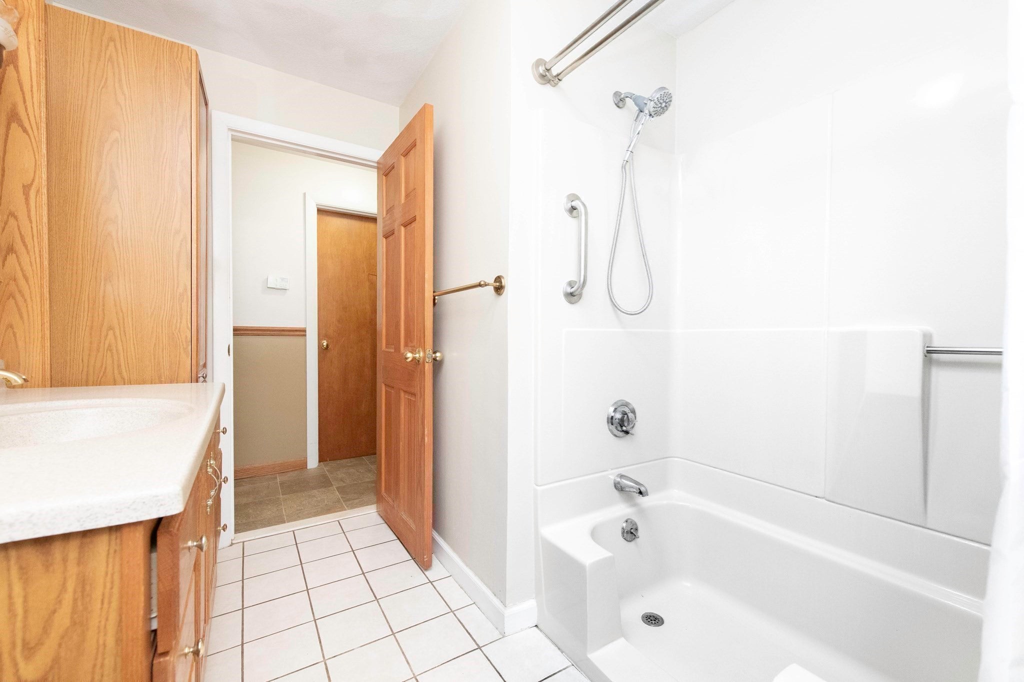 283 Harriet LN, Cumberland, RI, 283 Harriet LN, Cumberland, RI Photo #18