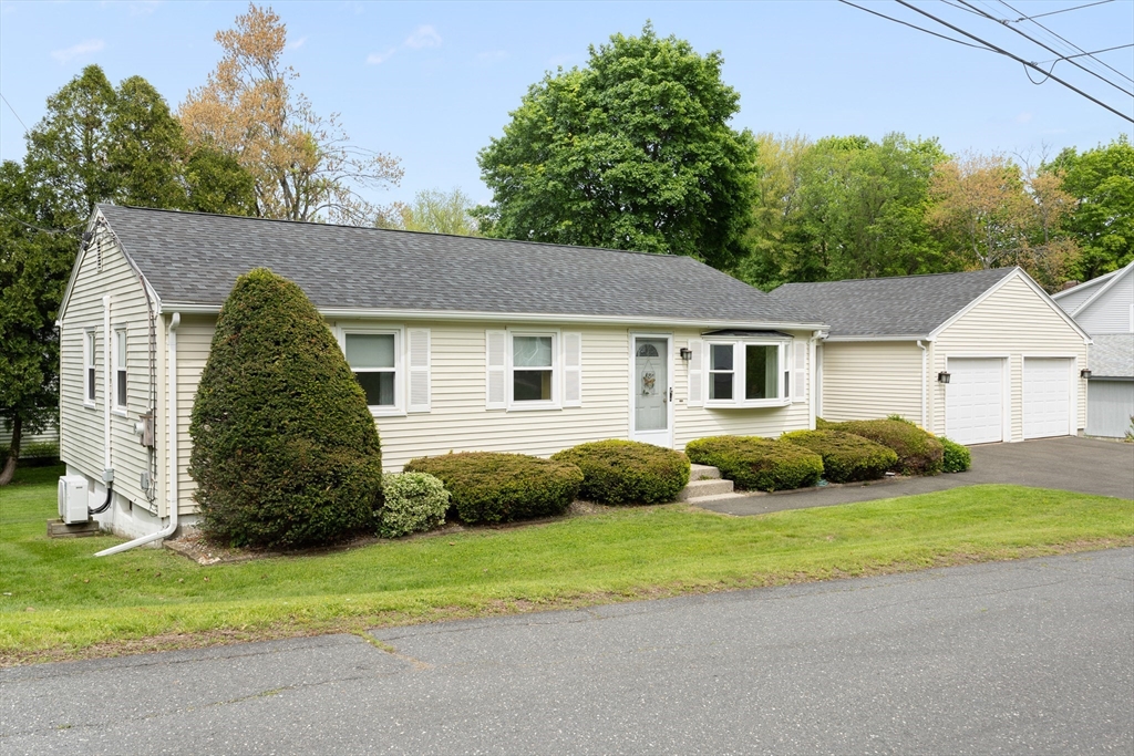 11 Pershing Ave