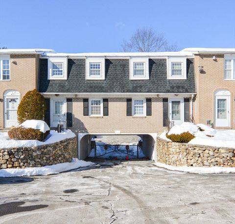 Photo of 16 Cannongate Rd #16, Tyngsborough, MA 01879 (MLS # 73476899)