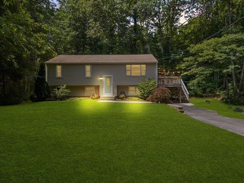 Photo of 877 Federal Furnace Road, Plymouth, MA 02360 (MLS # 73549497)